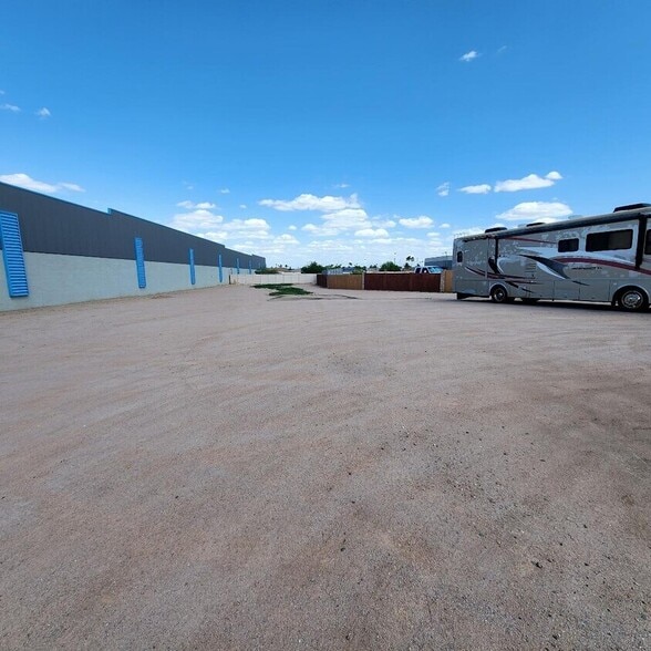 More Photos Of 17141 N Dysart Rd, Surprise Contractor Storage Yard For Lease