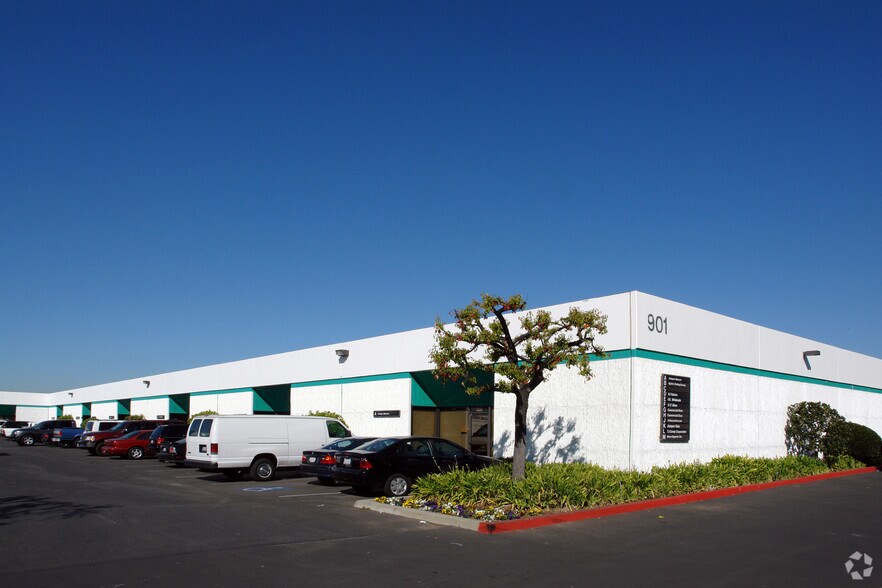 Primary Photo Of 909 S Greenwood Ave, Montebello Warehouse For Lease