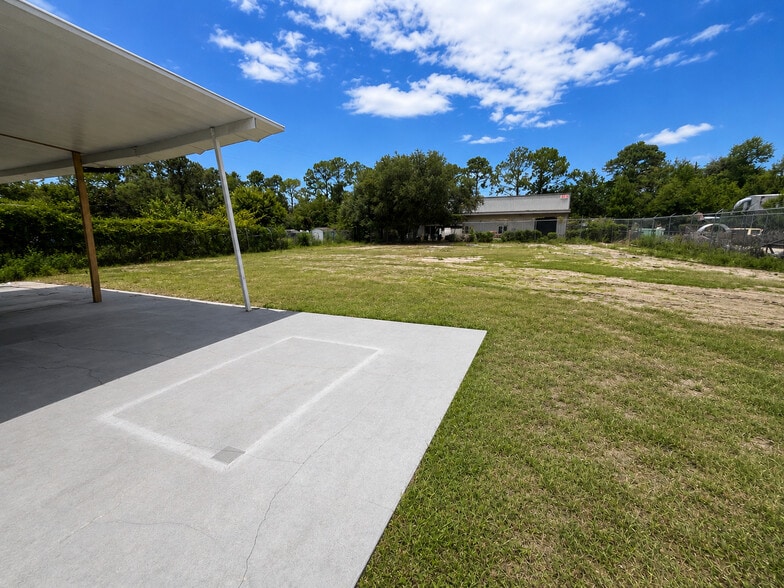 More Photos Of 100 Industrial Loop, Orange Park Warehouse For Sale