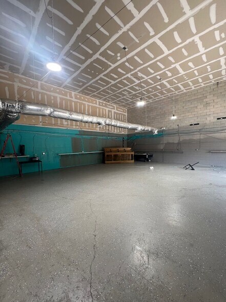 More Photos Of 271 Ft. Smith Blvd, Deltona Storefront Retail Office For Lease