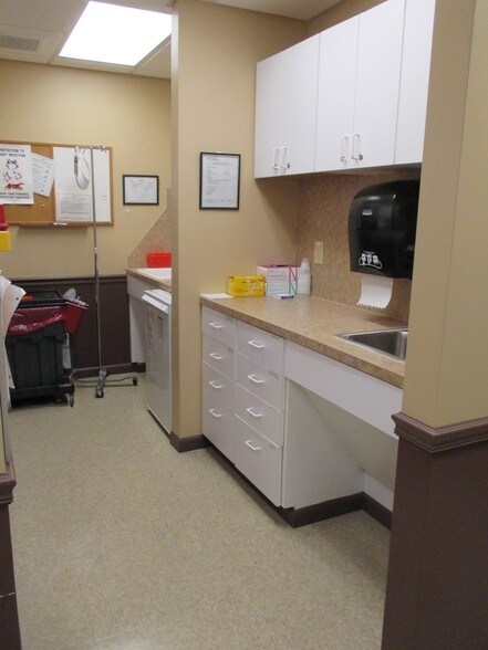 More Photos Of 3021 Eau Gallie Blvd, Melbourne Medical For Lease