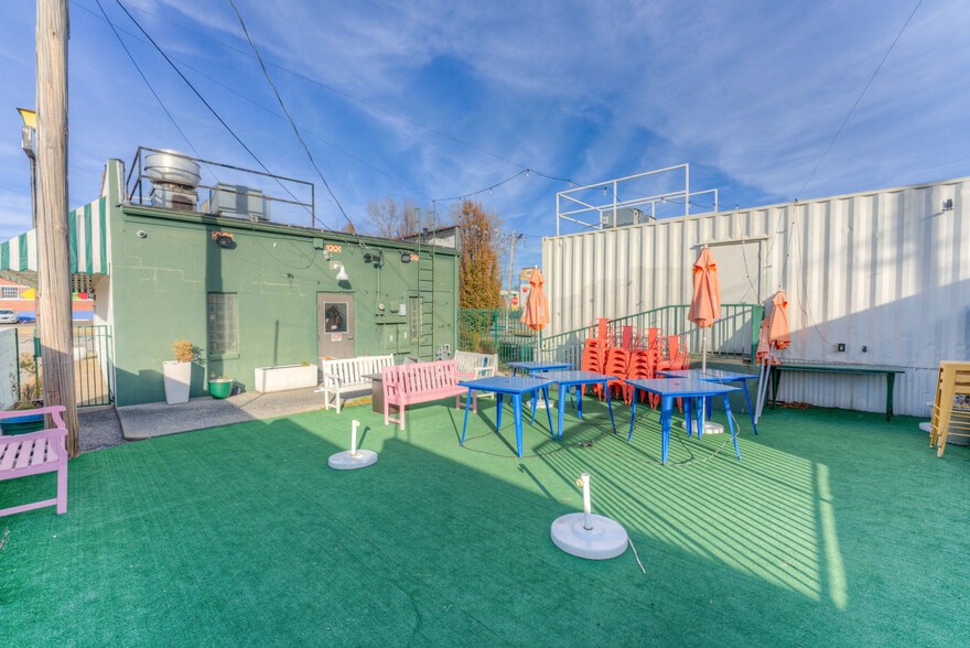 More Photos Of 2655 Broad Ave, Memphis Restaurant For Lease