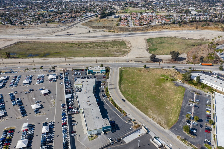 More Photos Of Orange Show Rd & 215 Fwy, San Bernardino Land For Sale