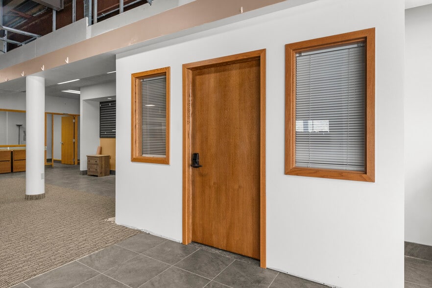 More Photos Of 102 N Washington St, Saint Croix Falls Office Residential For Sale