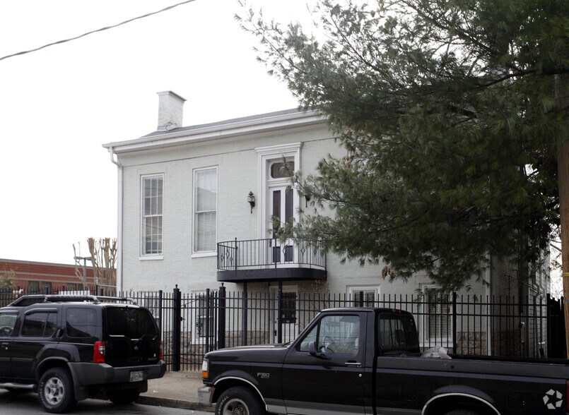 More Photos Of 513 3rd Ave S, Nashville Office For Sale