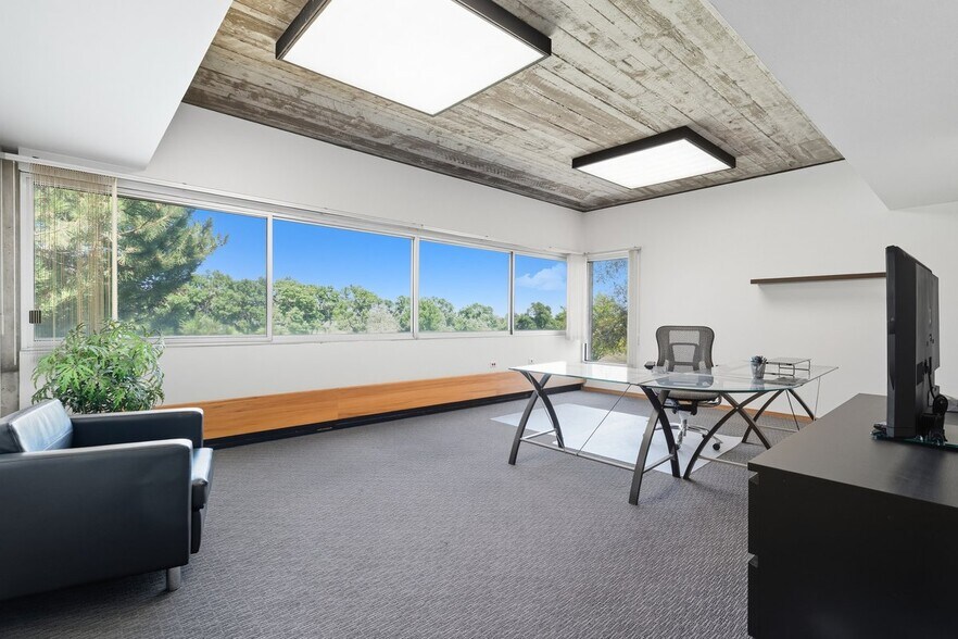 More Photos Of 4 Inverness Ct E, Englewood Office For Sale