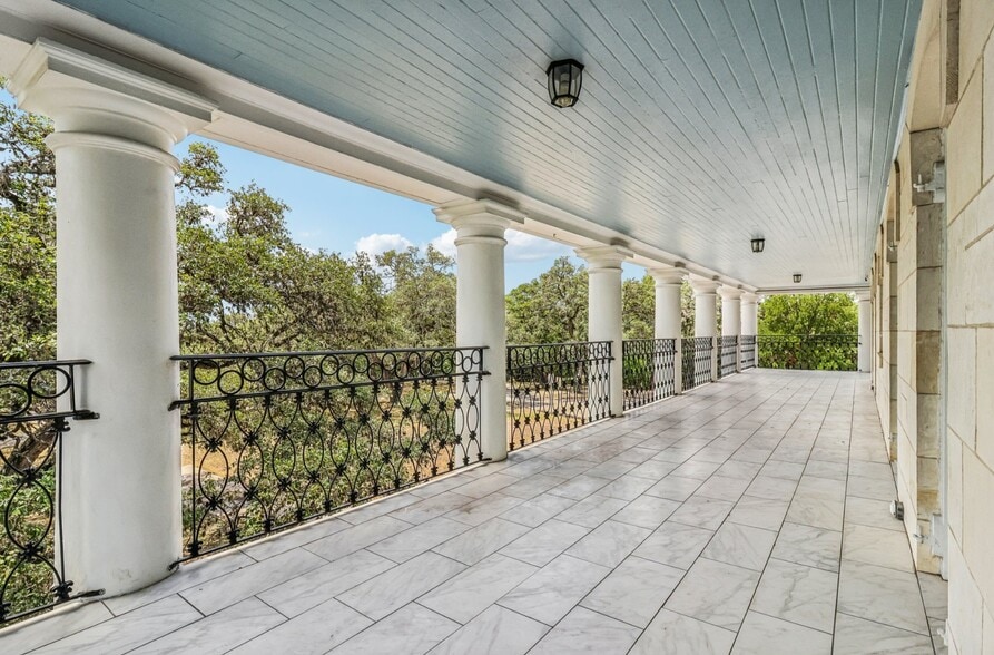 More Photos Of 7735 Mocking Bird Ln, San Antonio Lodge Meeting Hall For Sale