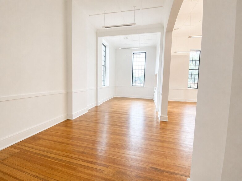 More Photos Of 1802 Drayton Rd, Spartanburg Storefront Retail Office For Lease