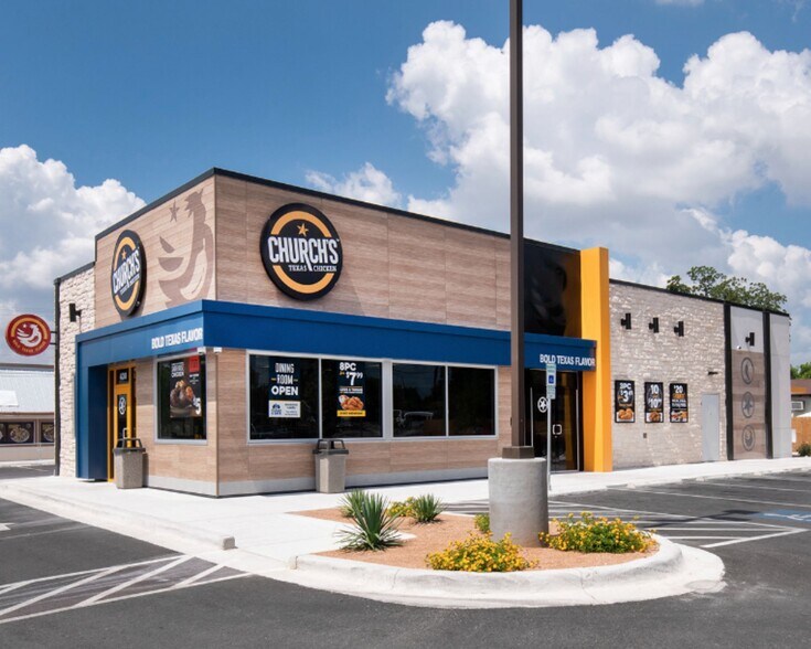 Primary Photo Of 1500 S Cherry St, Pine Bluff Fast Food For Sale
