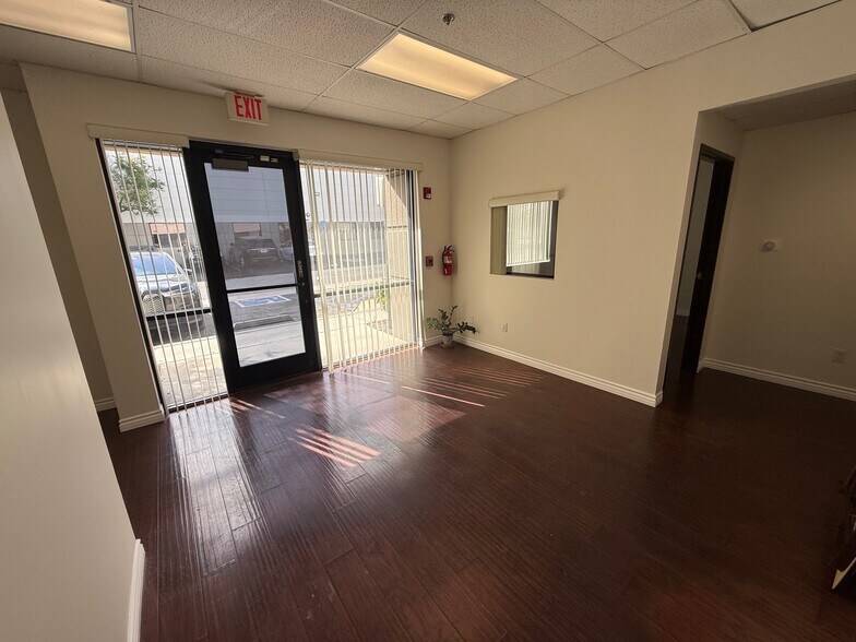 More Photos Of 28041 Smyth Dr, Valencia Light Manufacturing For Lease