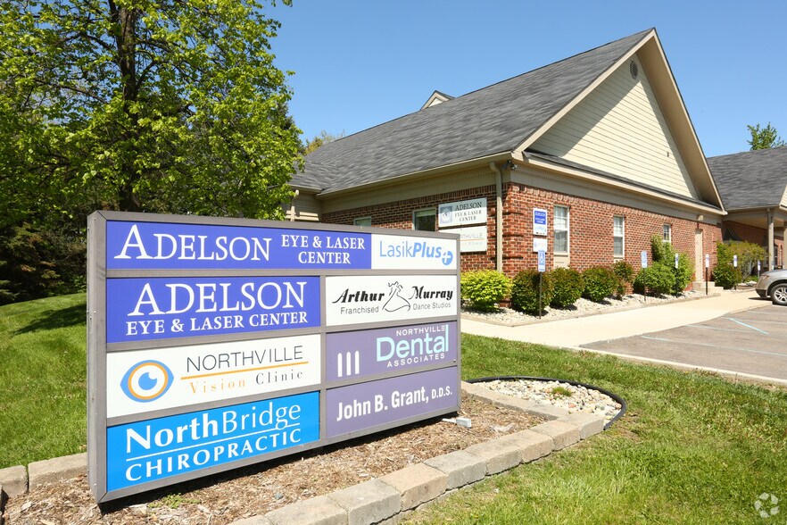 More Photos Of 42000 6 Mile Rd, Northville Medical For Lease