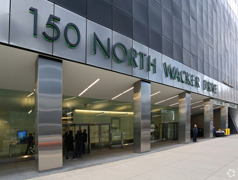 More Photos Of 150 N Wacker Dr, Chicago Office For Lease