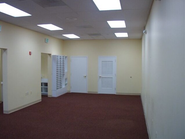 More Photos Of 9706-9712 Groffs Mill Dr, Owings Mills General Retail For Lease