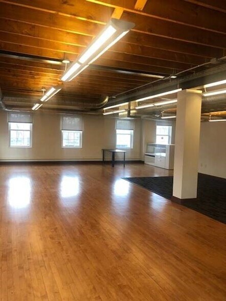 More Photos Of 13220-13228 Shaker Sq, Cleveland General Retail For Lease