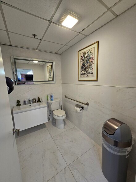 More Photos Of 233 E Shore Rd, Great Neck Medical For Sale