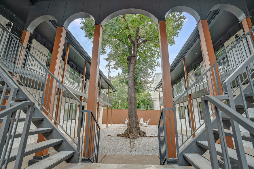 More Photos Of 1150 S Quaker Ave, Tulsa Apartments For Sale