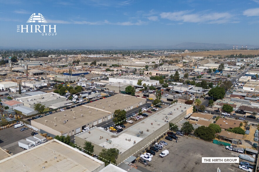 More Photos Of 11132 Fleetwood St, Sun Valley Warehouse For Lease