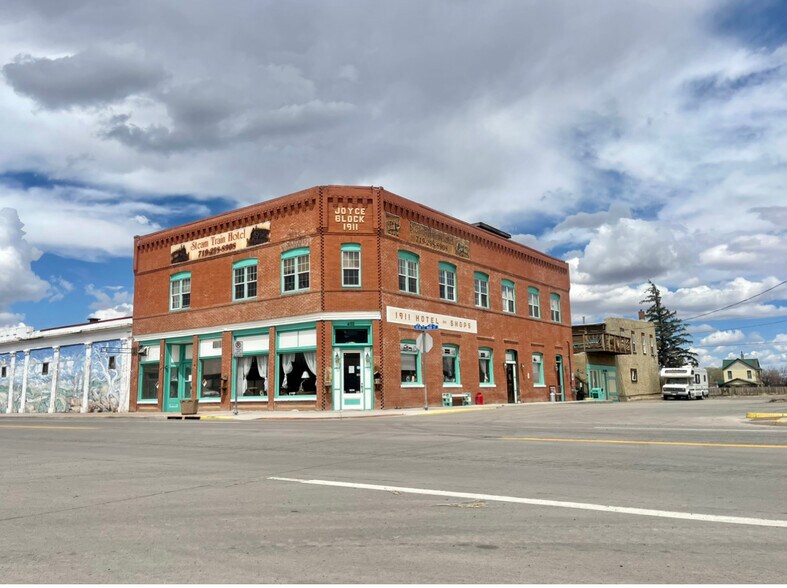 More Photos Of 402 Main St, Antonito Hotel For Lease