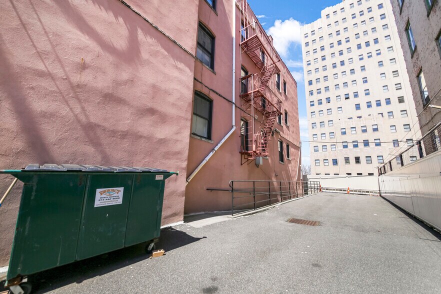 More Photos Of 8 Baldwin Ave, Jersey City Medical For Sale