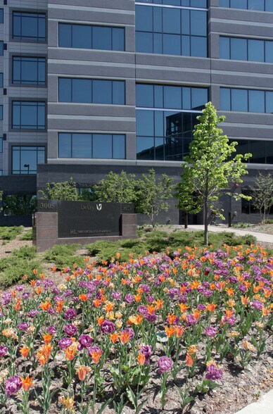 More Photos Of 3005 Highland Pky, Downers Grove Office For Lease