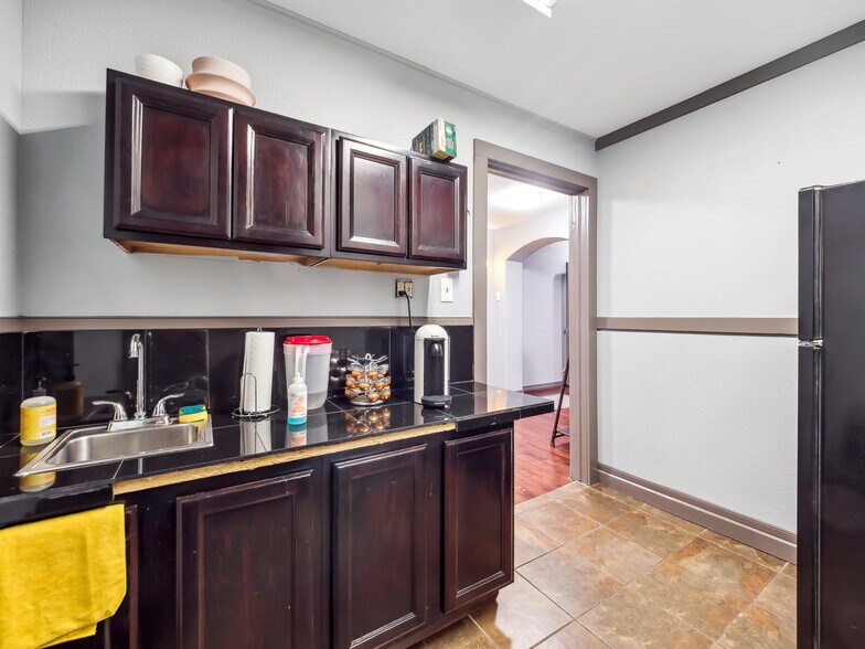 More Photos Of 1725 N High St, Denver Apartments For Sale