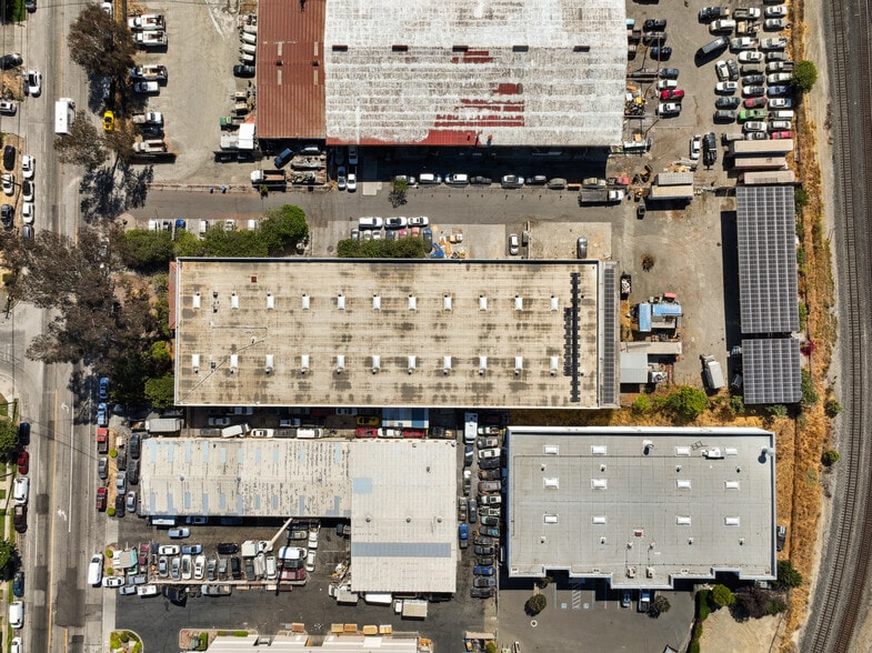 More Photos Of 37625 Sycamore St, Newark Manufacturing For Lease