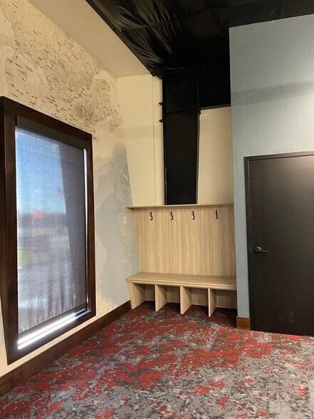 More Photos Of 3202 W 5000 S, Rexburg Office For Lease