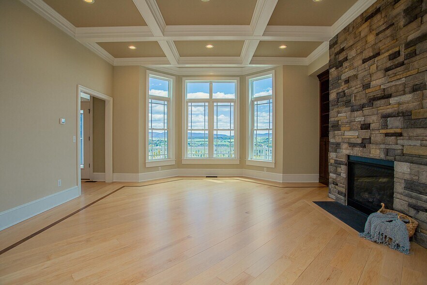 More Photos Of 243 Barrenridge rd, Staunton Specialty For Sale