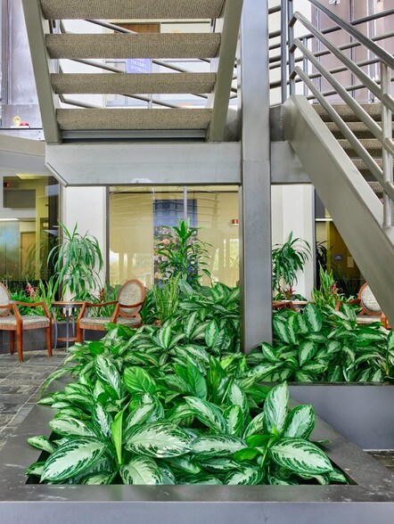 More Photos Of 2224 Bay Area Blvd, Houston Office For Sale