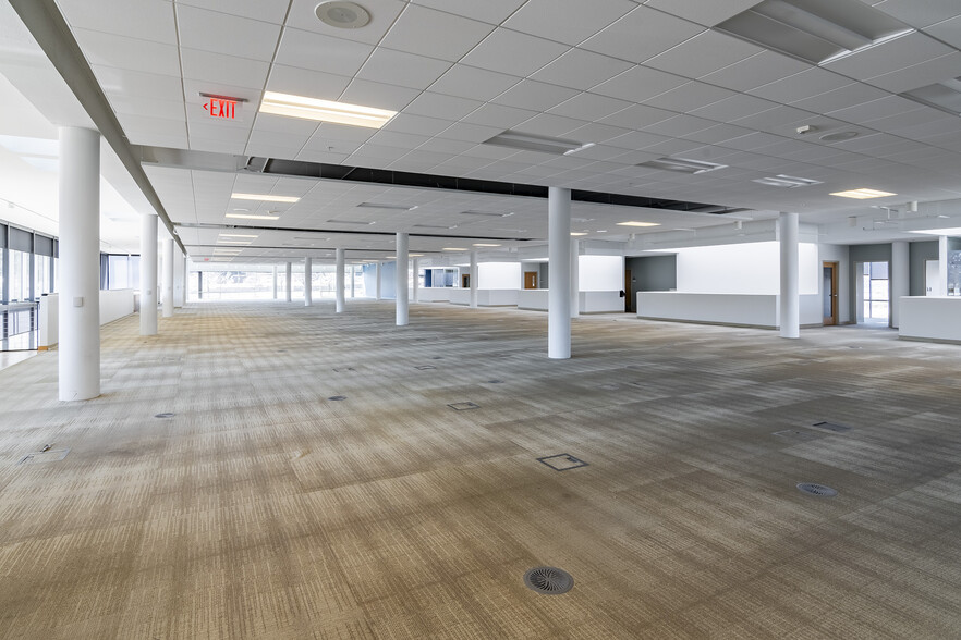 More Photos Of 20 Missouri Research Park Dr, Saint Charles Office For Sale