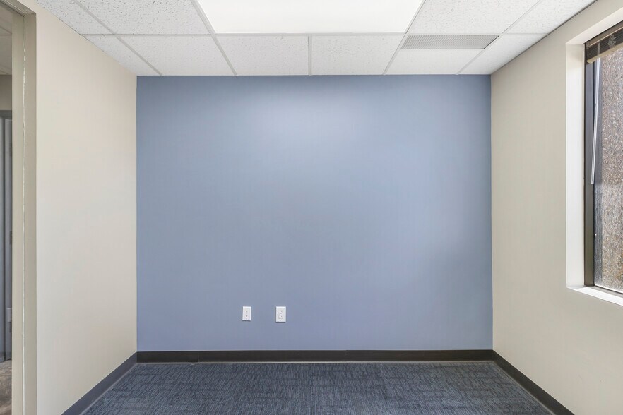 More Photos Of 9025 E Kenyon Ave, Denver Office For Lease