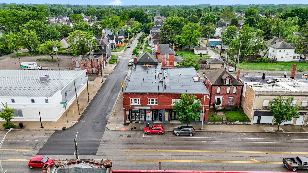More Photos Of 2403-2409 W Broad St, Columbus Storefront Retail Residential For Sale