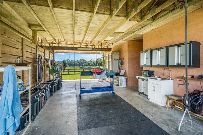 More Photos Of 455 74th Ave, Vero Beach Horse Stables For Sale