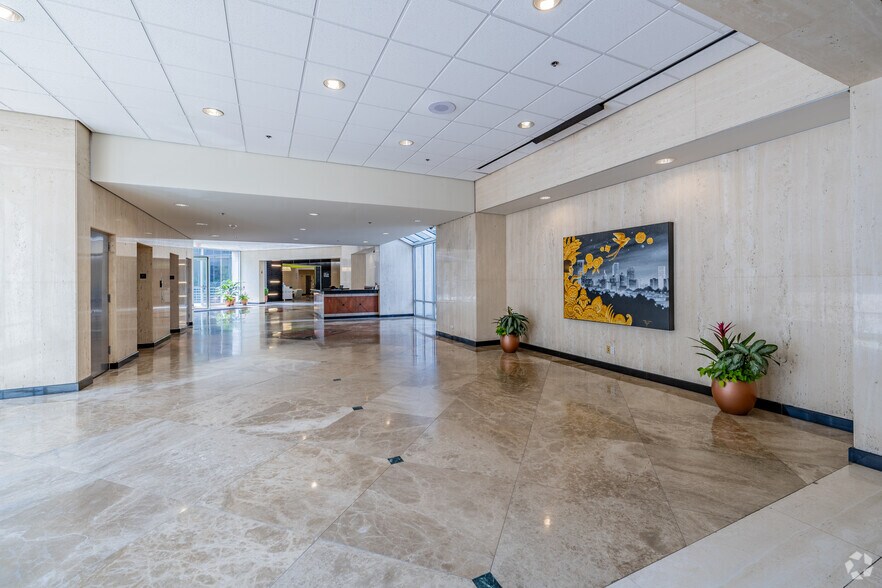 More Photos Of 1 W 3rd St, Tulsa Unknown For Lease