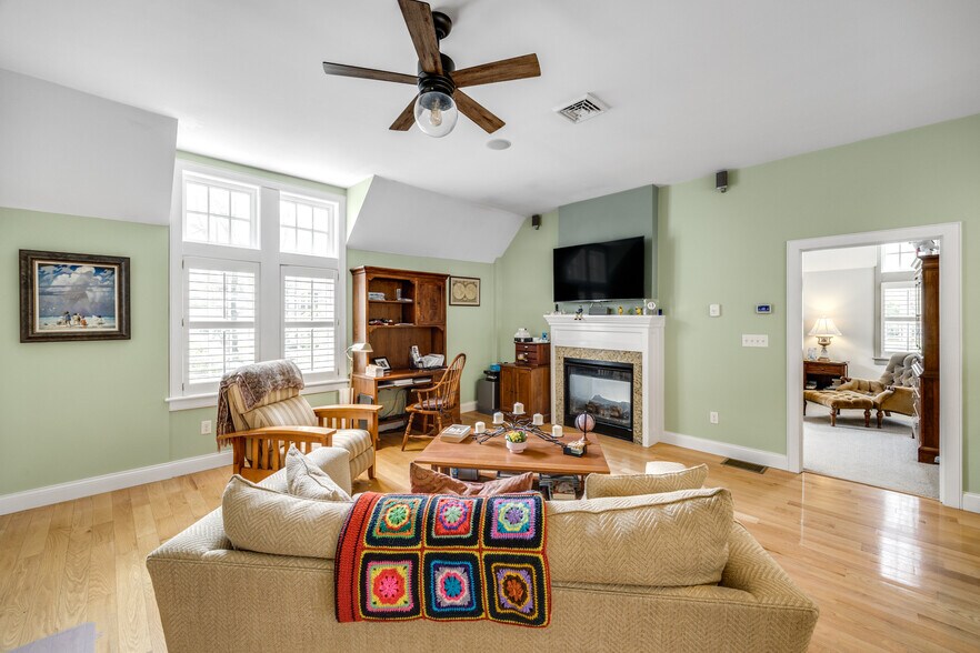 More Photos Of 1861 Main St, Brewster Hospitality For Sale