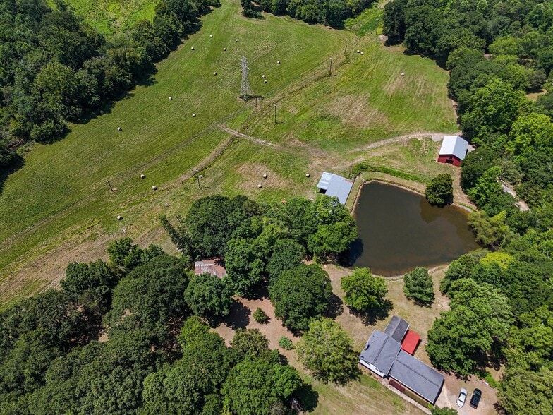 More Photos Of 813 Robinson Clemmer Rd, Dallas Land For Sale