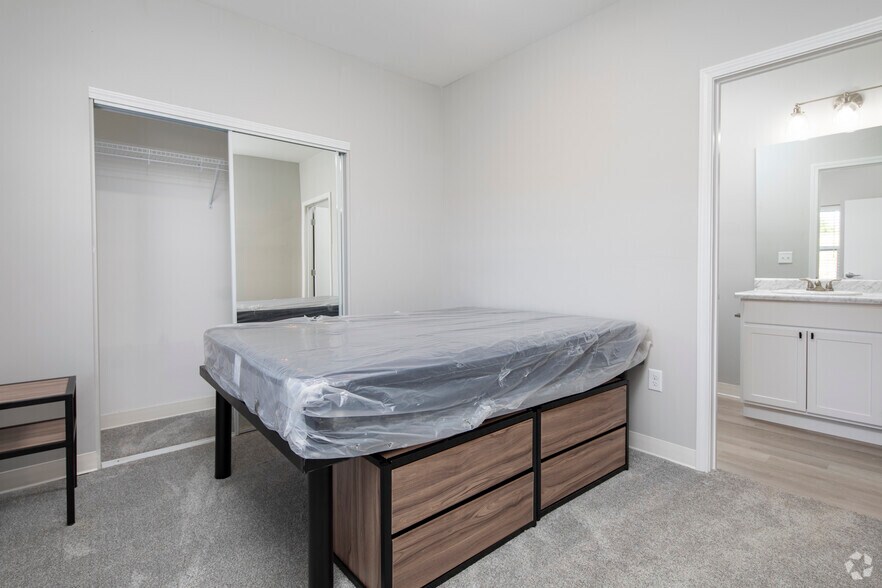 More Photos Of 45 Spectra Dr, Starkville Apartments For Sale