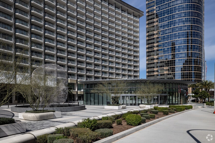 More Photos Of 10200 Constellation Blvd, Los Angeles Hotel For Lease