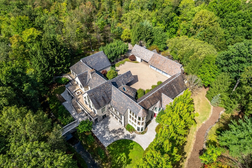 More Photos Of 1700 Forker Blvd, Hermitage Specialty For Sale