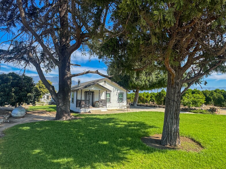 More Photos Of 2417 S Mountain Rd, Fillmore Land For Sale
