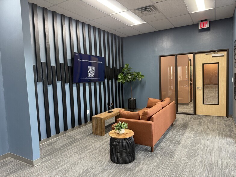 More Photos Of 3851 NE Loop 820, Fort Worth Office Residential For Lease