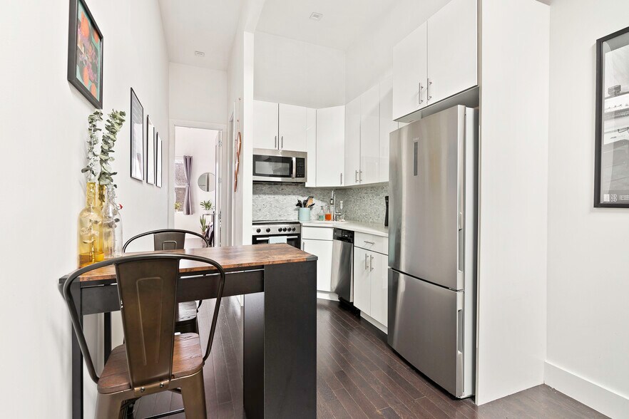 More Photos Of 247 Himrod St, Brooklyn Apartments For Sale