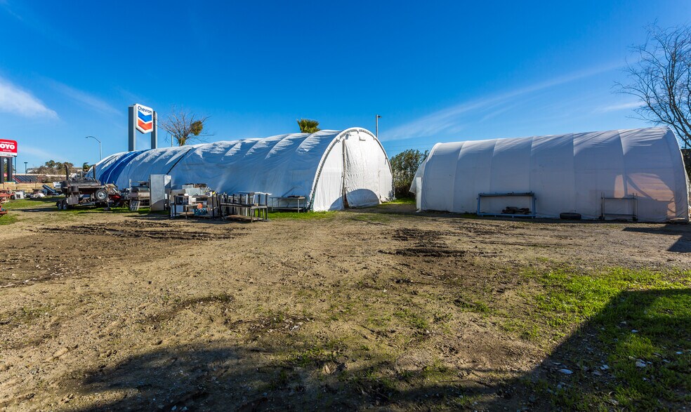 More Photos Of 4070 Country Rd 89, Dunnigan Restaurant For Sale