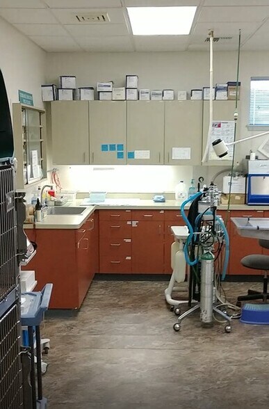 More Photos Of 721 N Keys Rd, Yakima Medical For Sale
