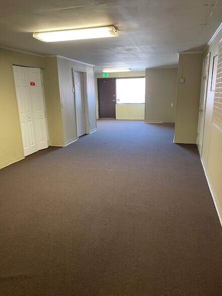 More Photos Of 706 Crain Hwy N, Glen Burnie Flex For Lease