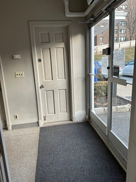 More Photos Of 1025 Brown St, Peekskill Bank For Lease