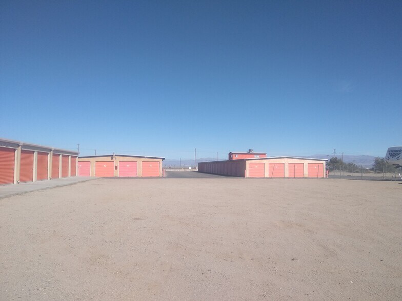 More Photos Of 1639 N Guam St, Ridgecrest Self Storage For Sale
