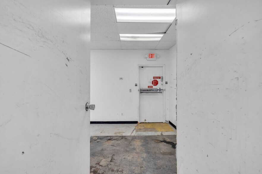 More Photos Of 511 Market St, Chattanooga Specialty For Lease