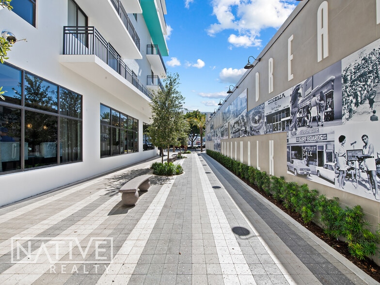 More Photos Of 2001 Hollywood Blvd, Hollywood Apartments For Lease