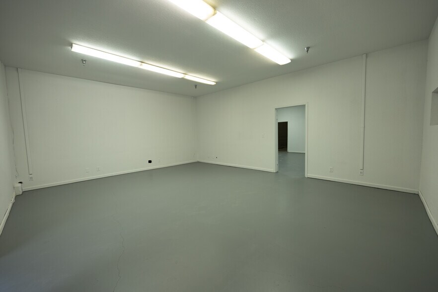 More Photos Of 1400 N C St, Sacramento Warehouse For Lease